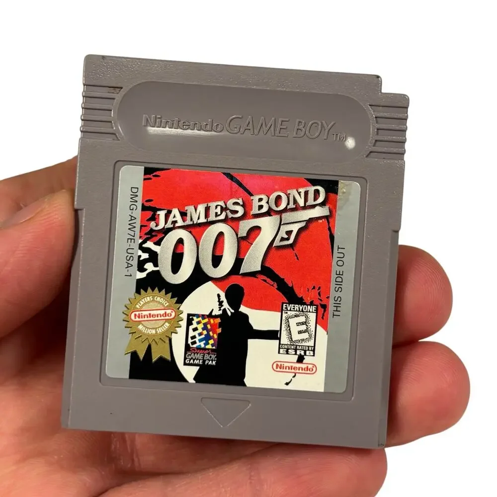 Nintendo GameBoy Advance James Bond 007 DMG-AW7E-USA-1 Vintage Video Game TESTED